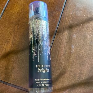 Bath & Body Works: Into The Night Fine Fragrance Mist